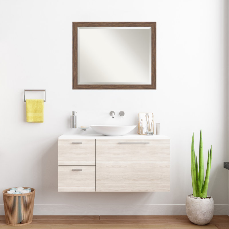 Miroir mural de salle de bain étroit et moyen à cadre biseauté pia, 25,25 po x 31,25 po