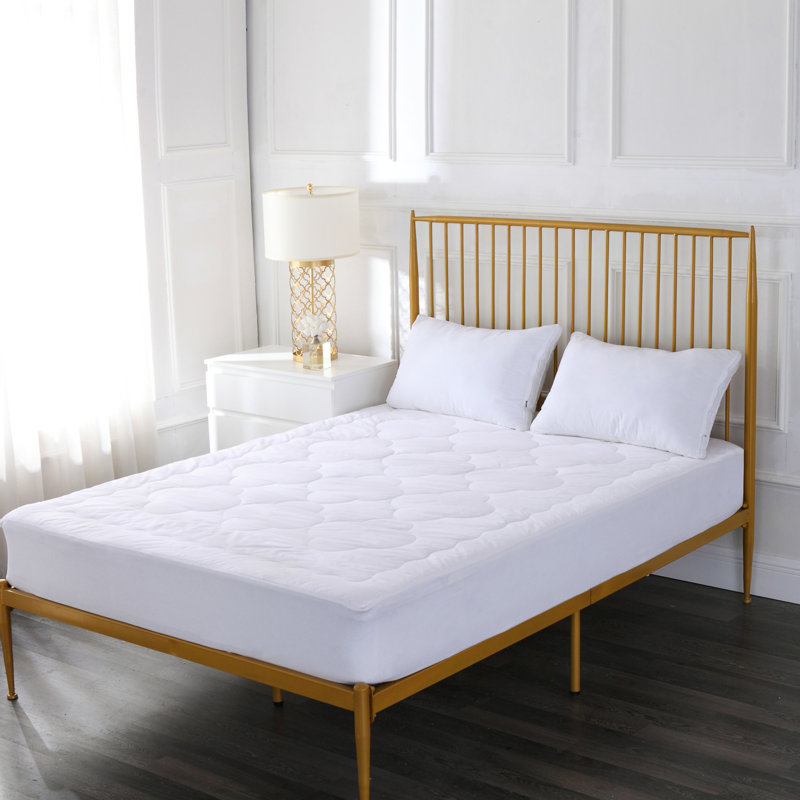 Protège-matelas en coton avec couture cloud Gossett, Très grand californien