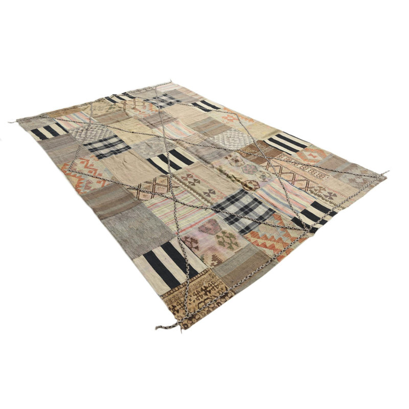 7x10 Phillips Multi Rug