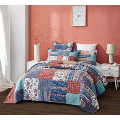 Quest Patchwork Quilt