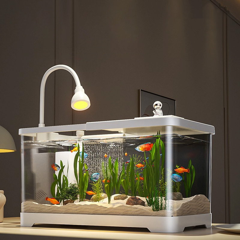 Plastique + styrène
 Aquarium de bureau, 3 gallons (H 8,35 po x l 15,28 po x P 8,46 po)
