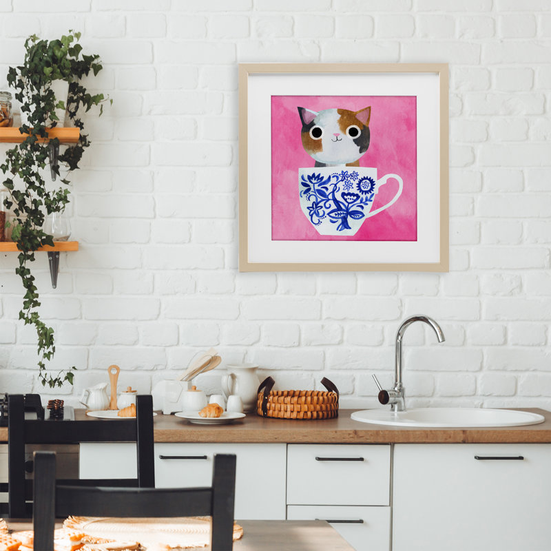 «Whimsical Teacup Kitten», reproduction sous verre, conception par Angie Rozelaar, H 16 po x l 16 po, Cadre de récolte en pin