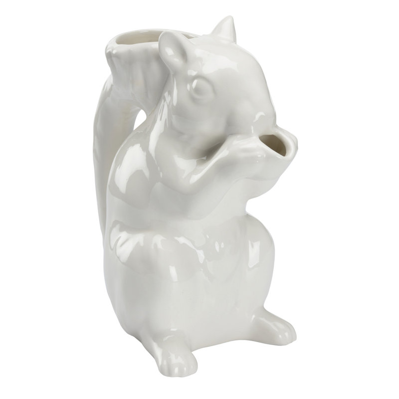 Squirrel Pitcher