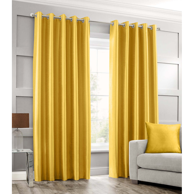 Quendarious Curtain