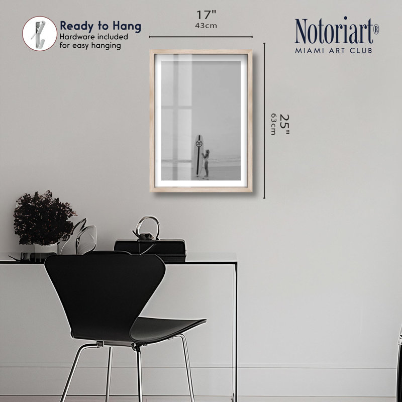 «Surfing Day Shadowbox Print» par Notoriart, H 25 po x l 17 po, Crème, crème