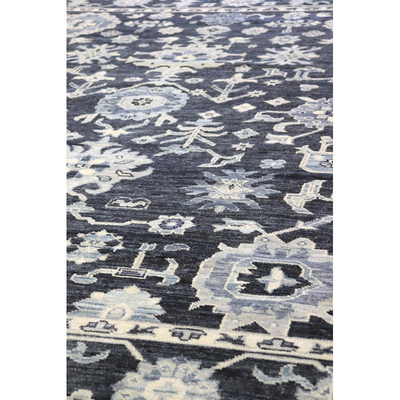 Sultanabad Wool Oriental Area Rug in Gray/Charcoal/White, Rectangle 8'9" x 11'7"