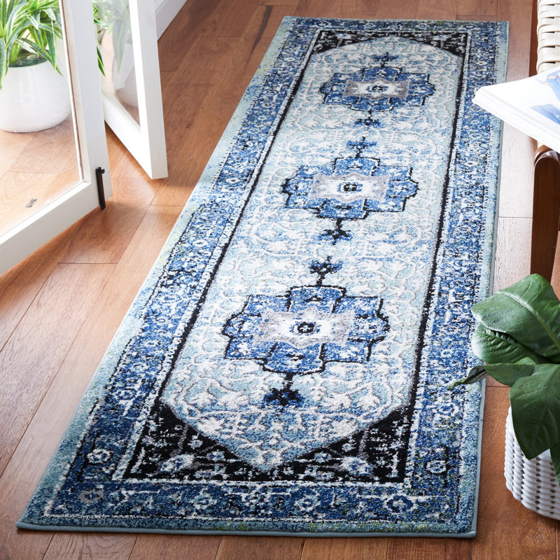 Evanoff Oriental Blue/Light Green Area Rug, Round 6'7"