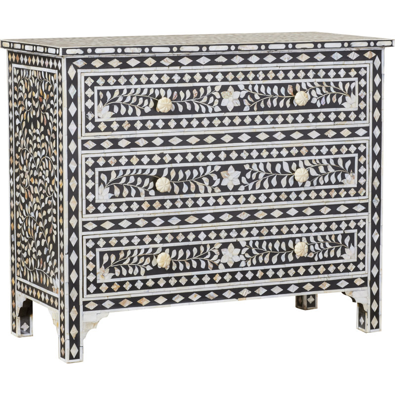 Yahna Traditional 3 Drawer Accent Chest