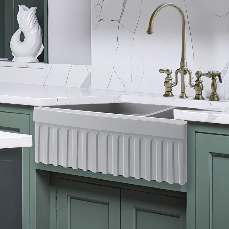 FarmhausQuatro 33" x 20" Double Bowl Front Apron Fireclay Sink, Matte Light Cement