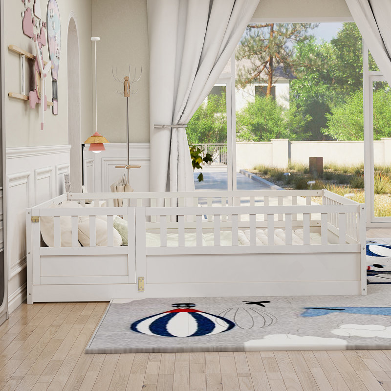 Lit double pleine grandeur, fabrication intégrale avec barrière de très haute sécurité, porte, base de lit pour enfants, lit en bois pour enfants Montessori, lattes de soutien blanches