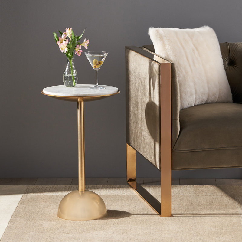 Table d’appoint en aluminium glam moderne avery avec dessus de table en marbre