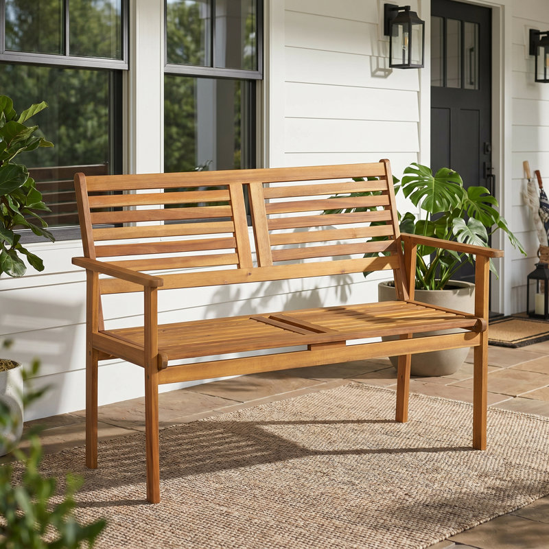Banc de jardin en bois d'acacia massif avec finition en teck doré