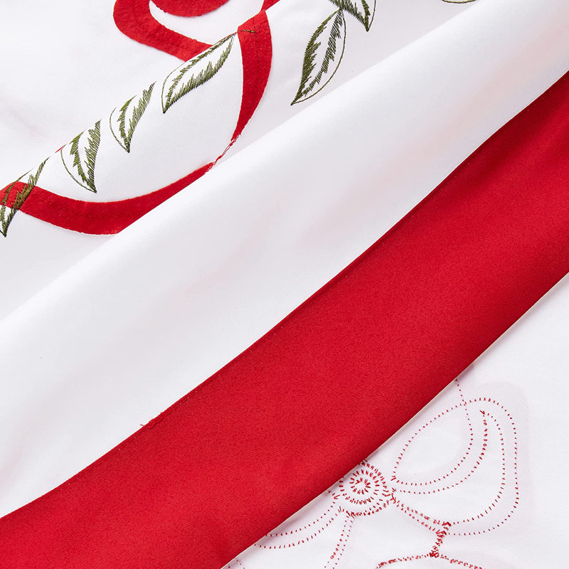 Merlyn Embroidered Leaves and Bows Tablecloth