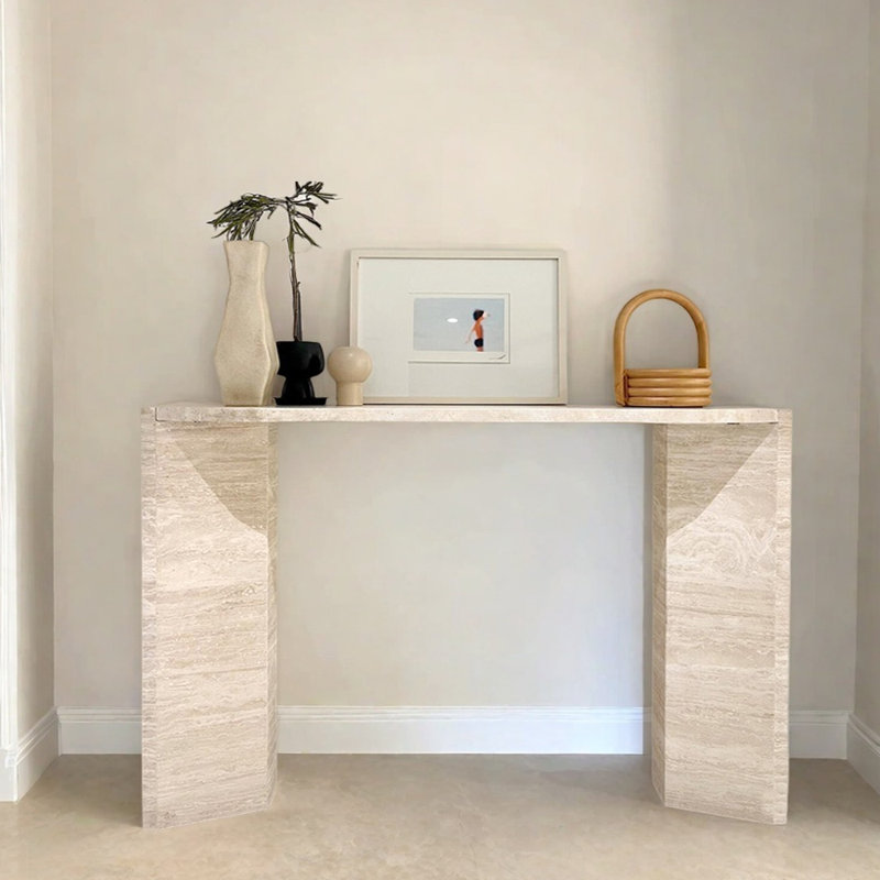 Table d'entrée Wabi-Sabi, H 33,5 po x l 55,1 po x P 13,8 po