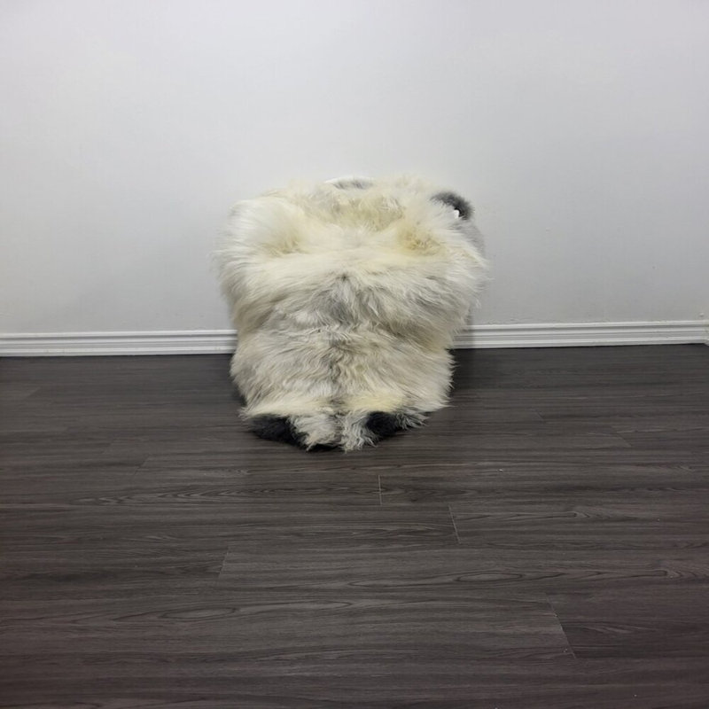 Tapis en peau de mouton Novelty Adebola