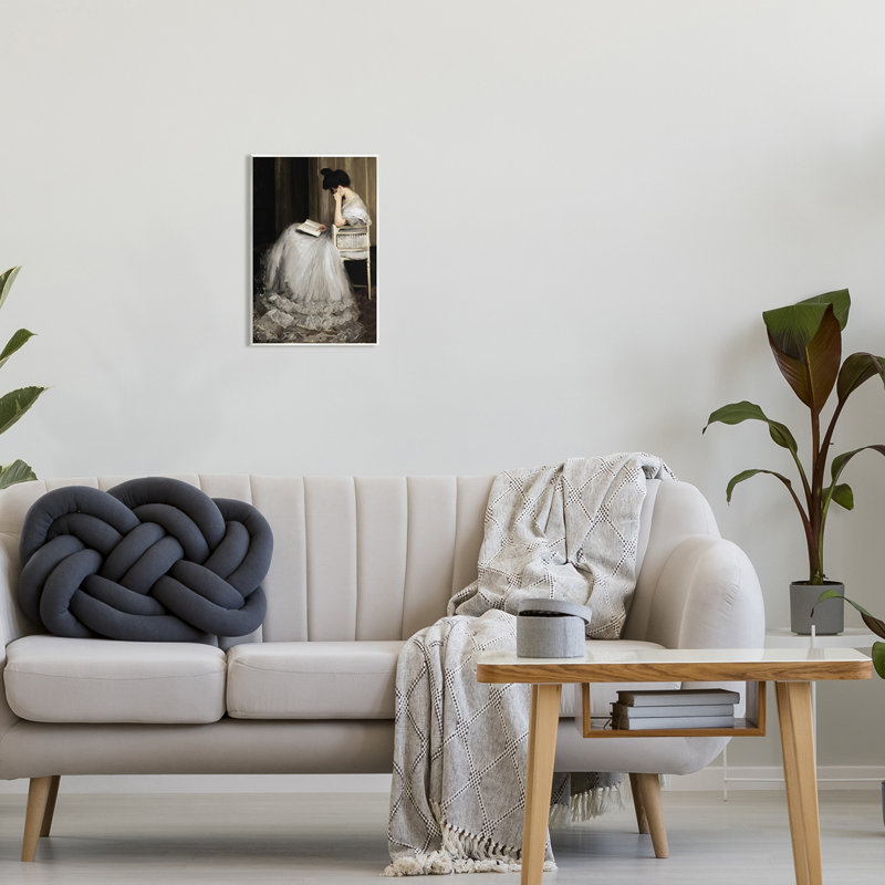 «Woman in Gown» en train de lire un portrait sur plaque par lettrage et doublure, H 15 po x l 10 po x P 0,5 po