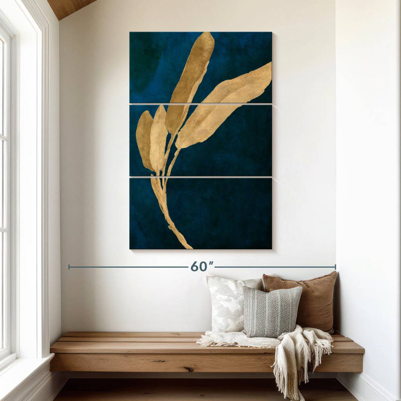 Harnek, feuilles d'or sur bleu marine III, H 32 po x l 20 po