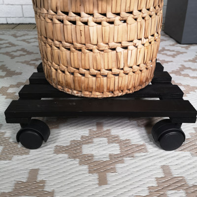 Chardasia Wood Caddy Plant Stand