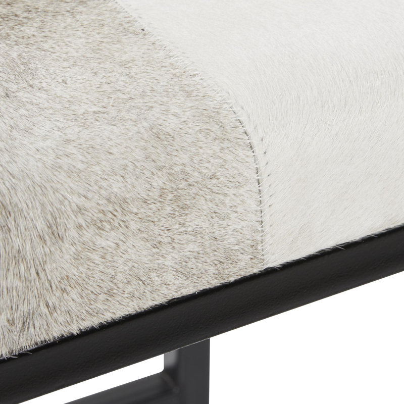 Tabouret de comptoir en cuir de vache beige Ursae avec base en métal noir
