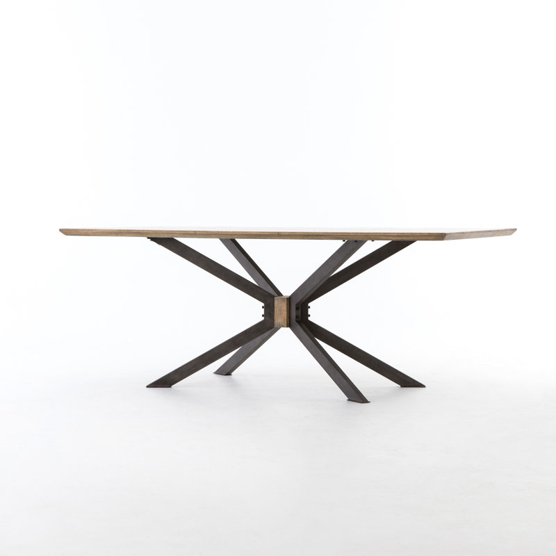 Sommer Dining Table