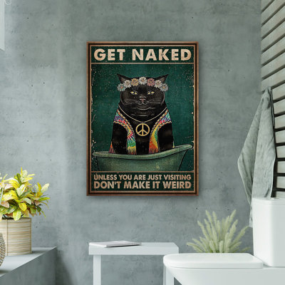 Chat noir dans le bain H.I.P.P.I.E
