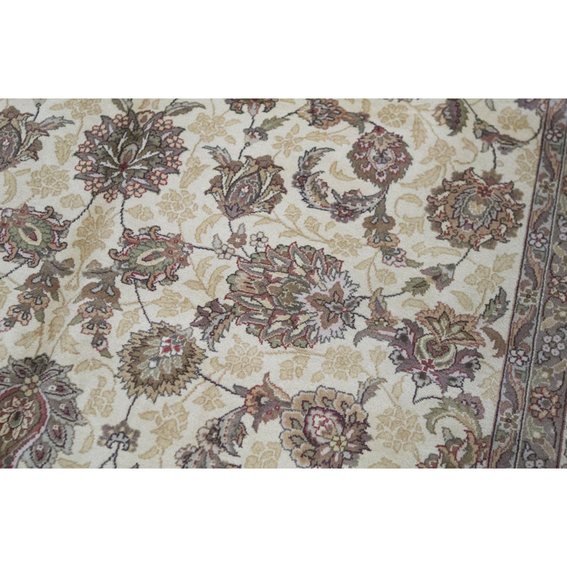 Tapis beige noué à la main de haute qualité