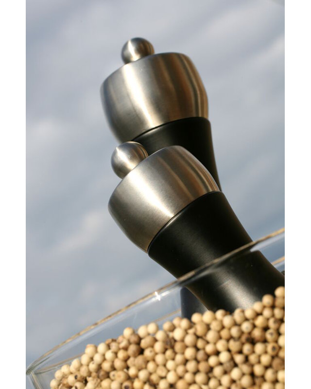 Peugeot Saveurs, Fidji - Pepper Mill, 15.2cm H x 5.2cm W x 5.2cm D, Matte Black