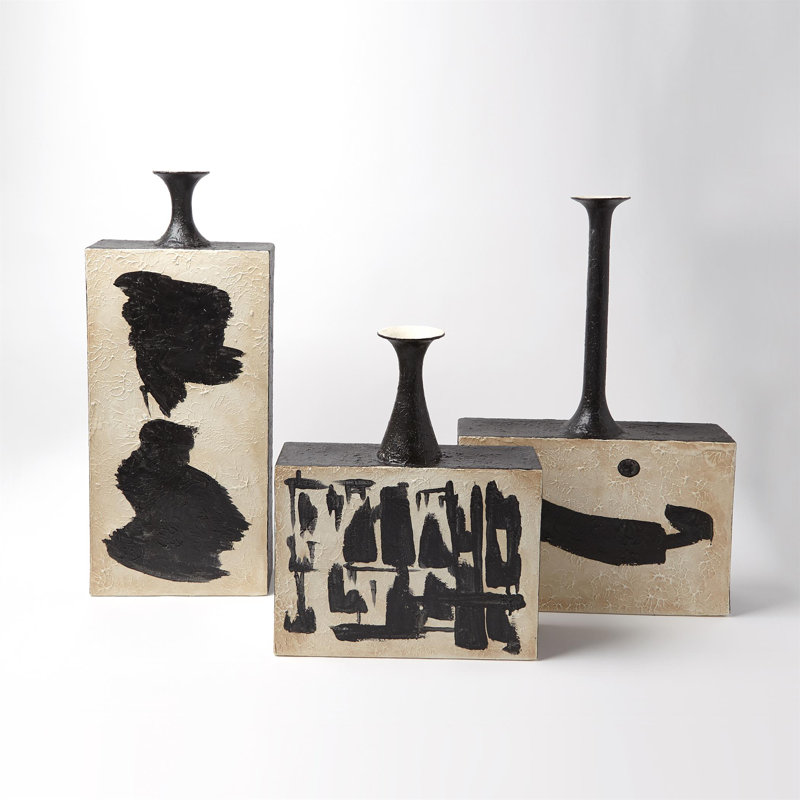 Thetis Vase-Long Neck