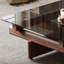 Table basse rectangulaire en bois massif et verre
