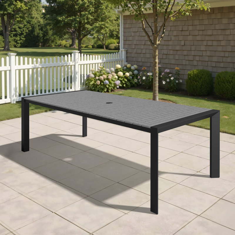 Table de salle à manger d'extérieur rectangulaire de 84 po L avec trou pour parasol et structure en aluminium  , Gris