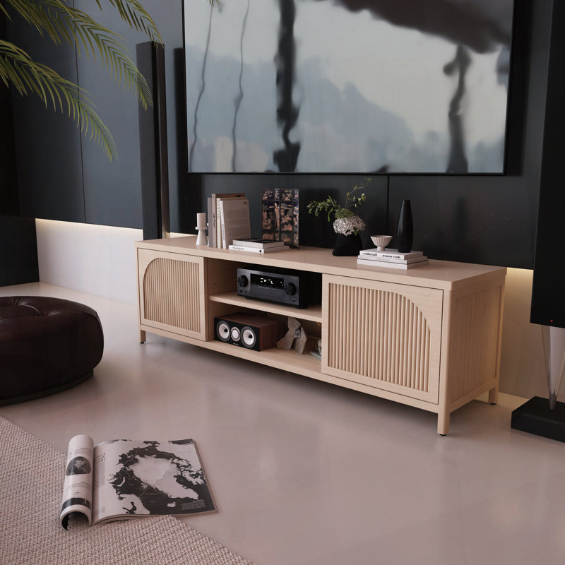Meuble télé en bambou avec 2 portes et tablettes ouvertes