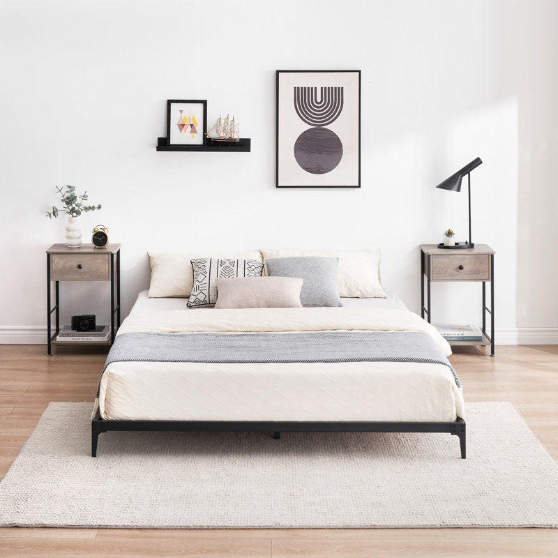 Iwen 4.6'' Bed Frame, Queen, Black