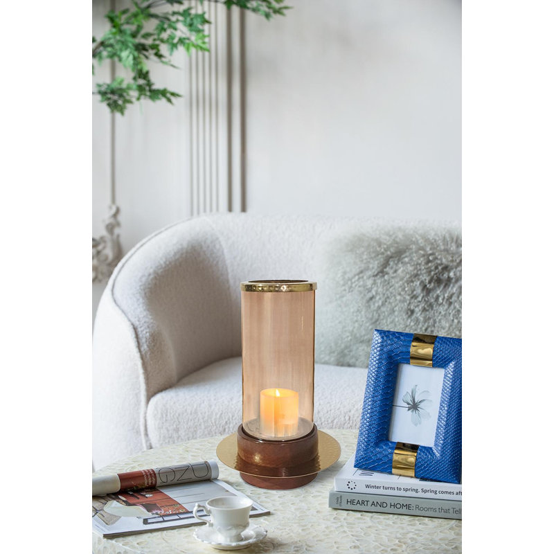 Petit porte-bougie en verre ambré D7x11, H 14 po x l 8 po x P 8 po