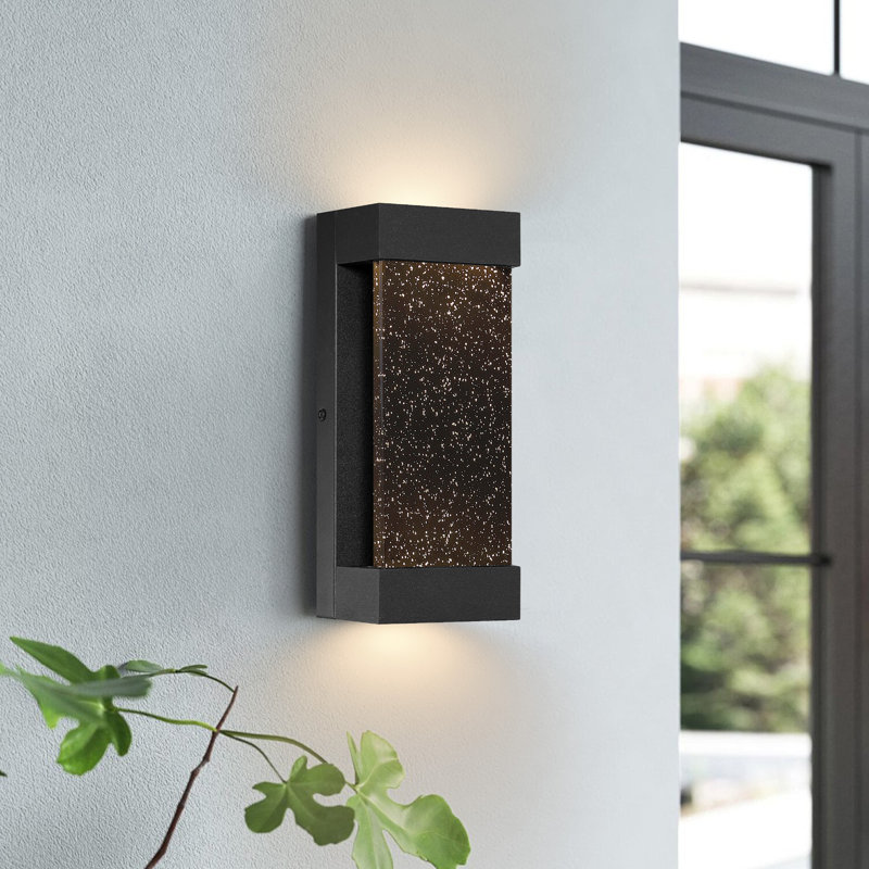 Nox LED Wall Light