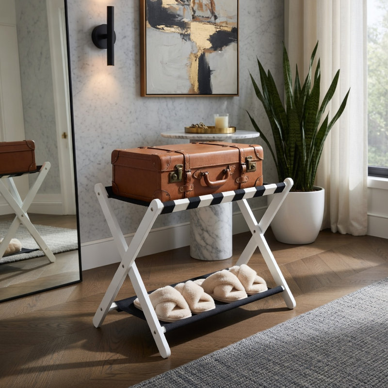 Porte-bagages pliable en bois d'hévéa massif avec deux tablettes en nylon - Organisateur de voyage compact pour valises, sacs et chaussures (blanc / noir ou blanc / brun)