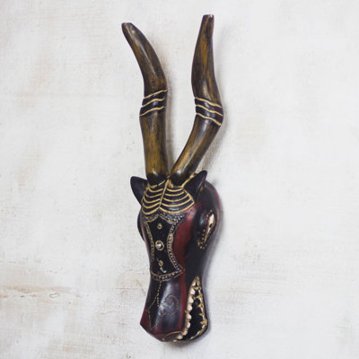 Décoration murale à masque de bois cerf