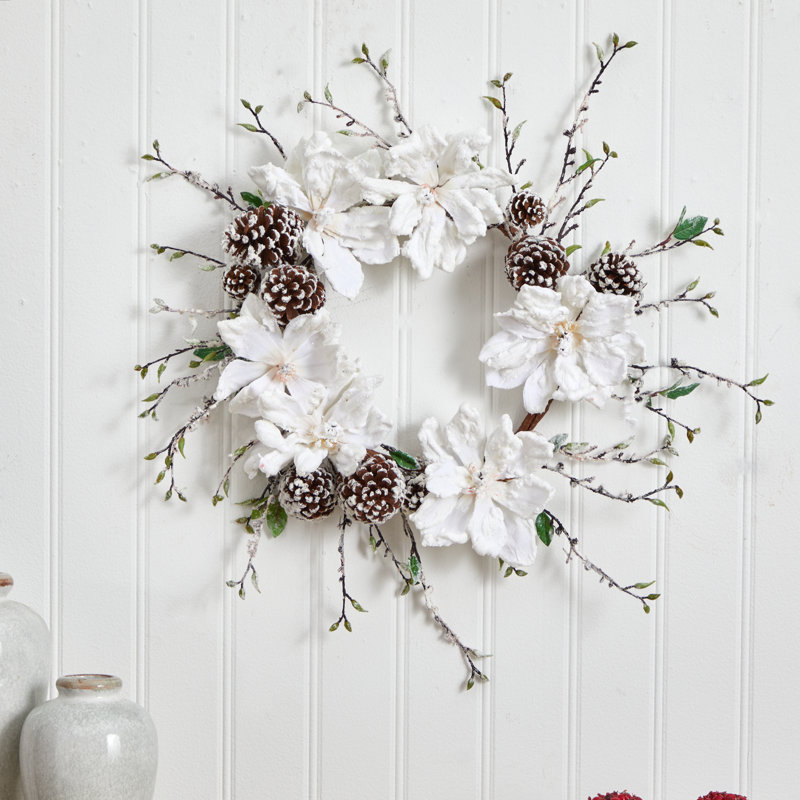 Couronne de pommes pin 24" snowed magnolia