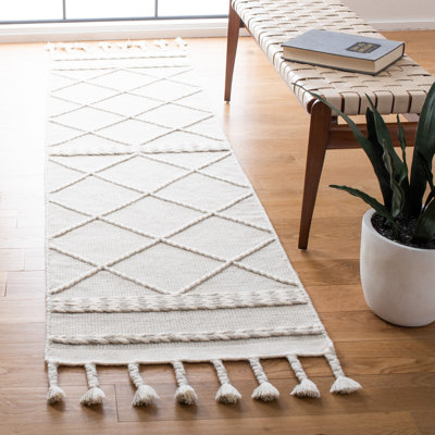 Casablanca Hand Loomed Wool/Cotton Geometric Rug in Ivory