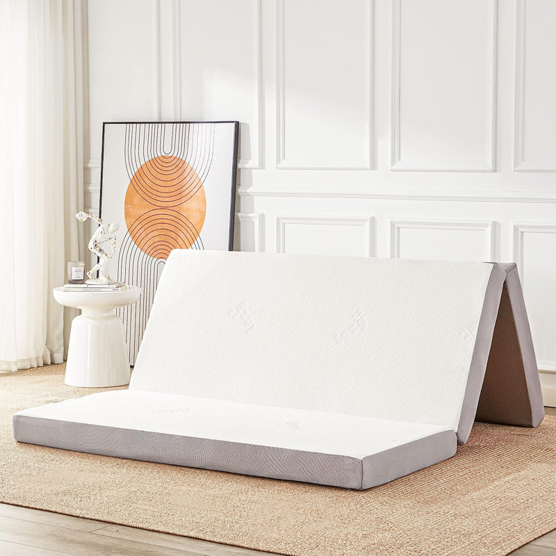 Enger 4'' Medium Mattress, Queen