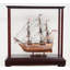 Grande vitrine de voilier