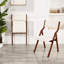 2 chaises de salle à manger pliables blanc cerise et crème. Peu encombrant, facile à transporter. Pas d'assemblage. Support de dos ergonomique. Pour la chambre, le bistro et le visiteur. Conception légère. Capacité de 250 lb. 19 po x 21,25 po x 34 po