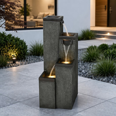 Fontaine en résine avec lumière