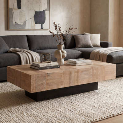 Table basse à piédestal en bois massif Camari