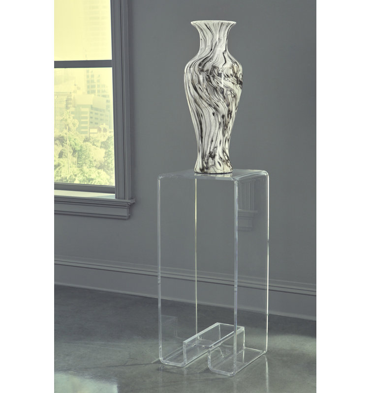 Calacatta Glass Table Vase