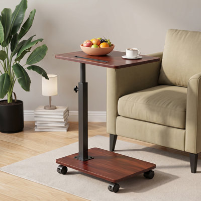 Table d'appoint mobile à hauteur réglable avec roulettes verrouillables, table de canapé en forme de C pour ordinateur portable, table de chevet portable avec fente pour tablette, table d'appoint multifonctionnelle pour canapé