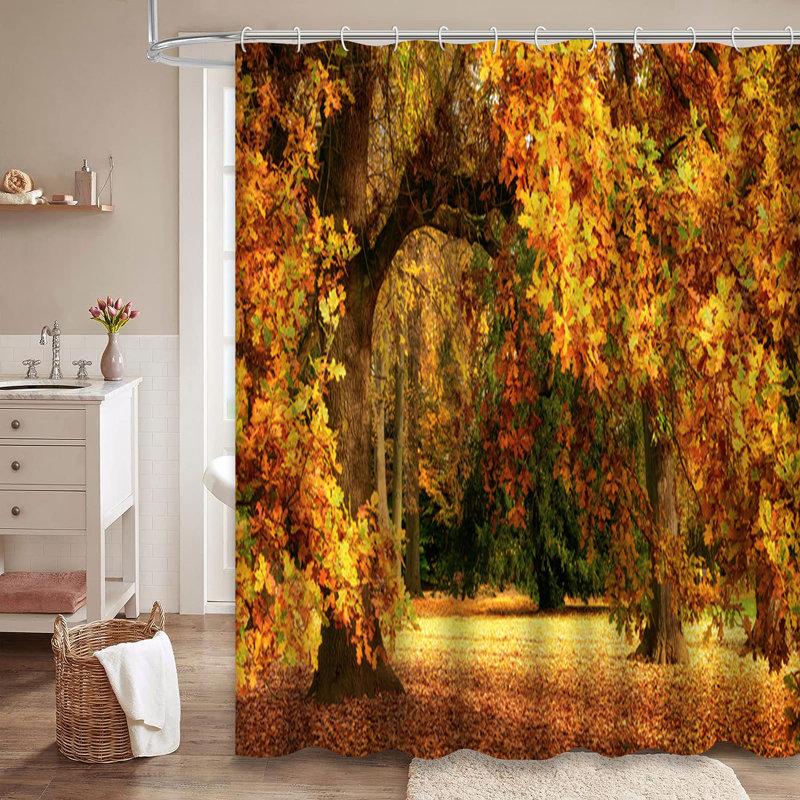 Rideau de douche Tranquil Autumn Tree, L 72 po x l 78 po