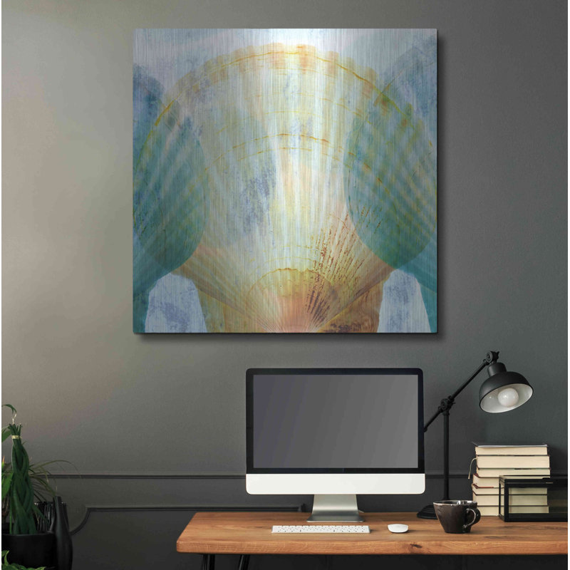 «Luminous Seashells 2» par Elena Ray, H 36 po x l 36 po