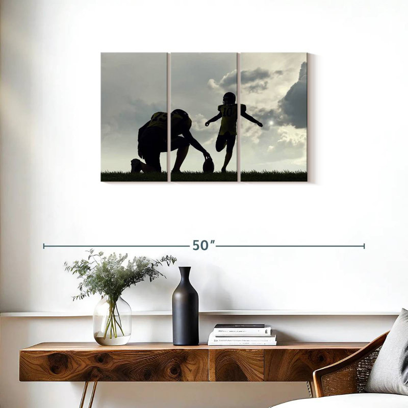 Silhouette de football Sirci, H 20 po x l 33 po
