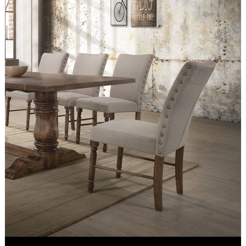 Ensemble de deux chaises d'appoint en lin crème et chêne
