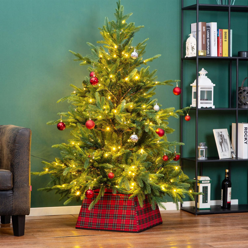 Dziah Tree Skirt